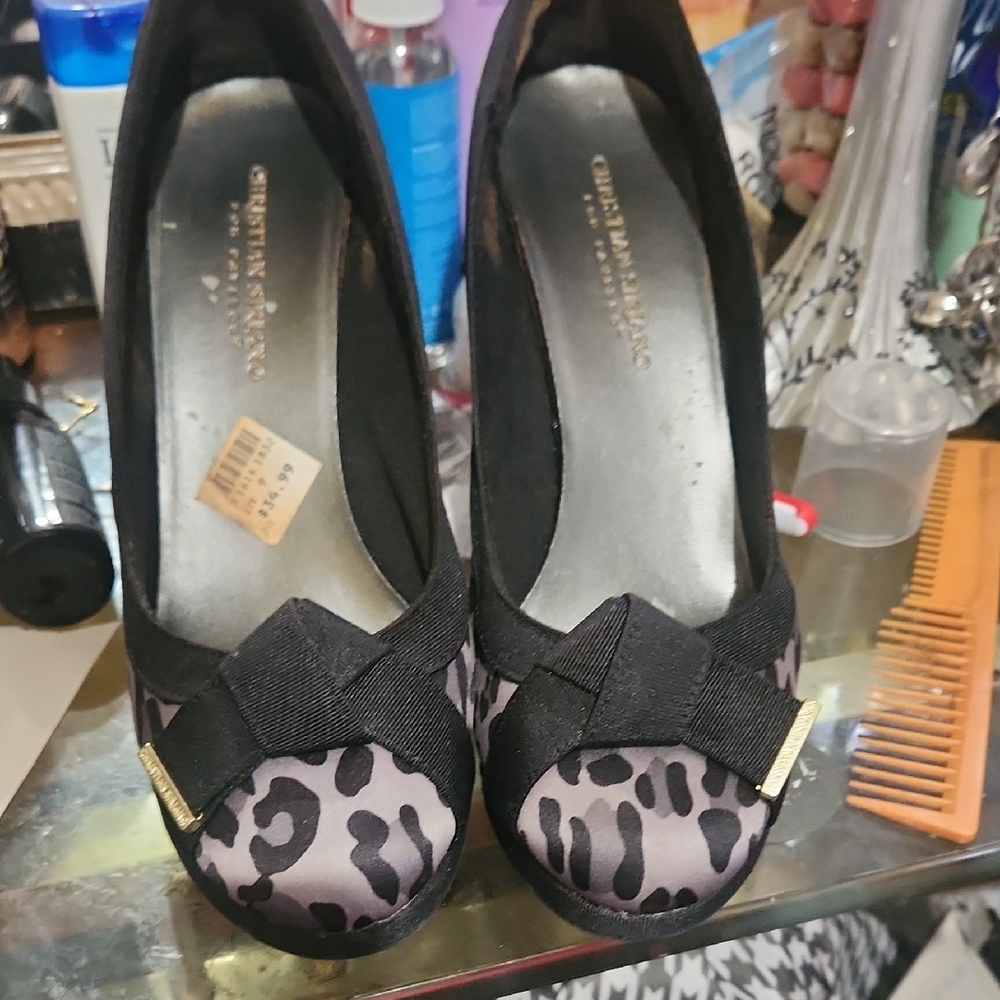 Christian Siriano Black and Gray Leopard Print Heels